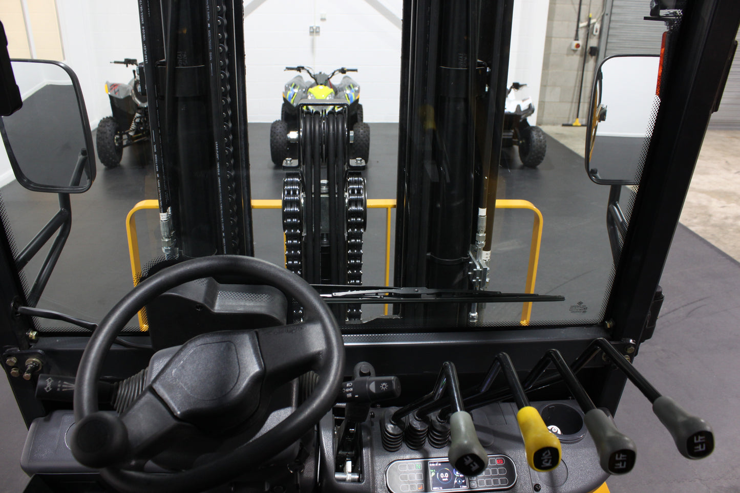 HIFOUNE FBL40 - Full Cab Lithium Electric Counterbalance