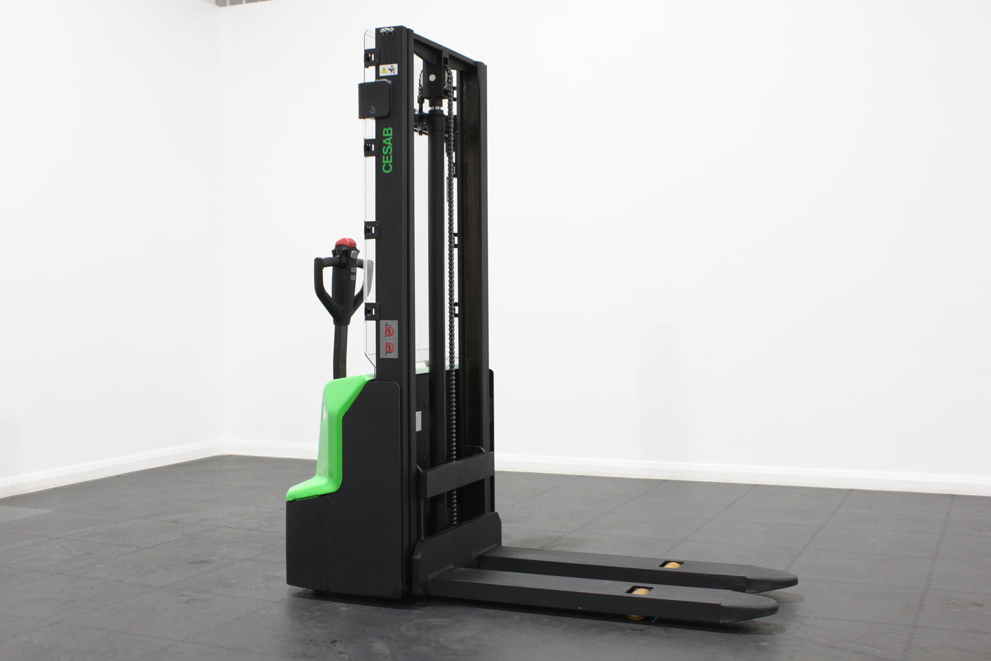 CESAB S010i Lithium Electric Pallet Stacker