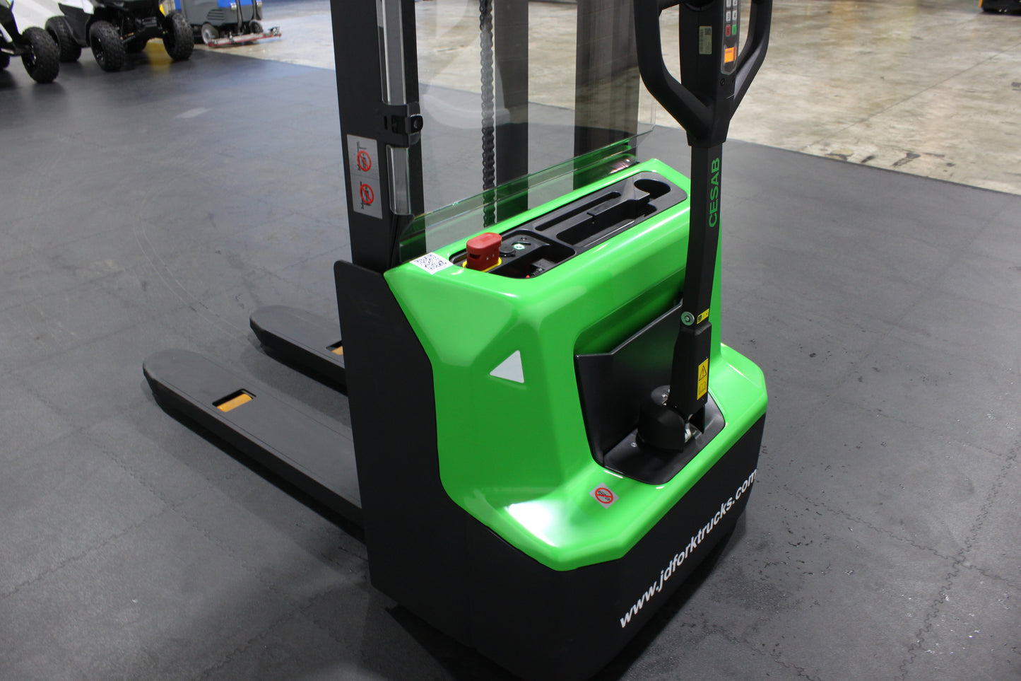 CESAB S010i Lithium Electric Pallet Stacker