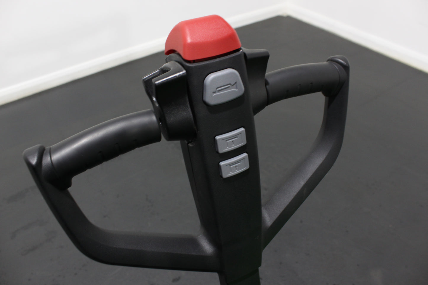 CESAB S010i Lithium Electric Pallet Stacker