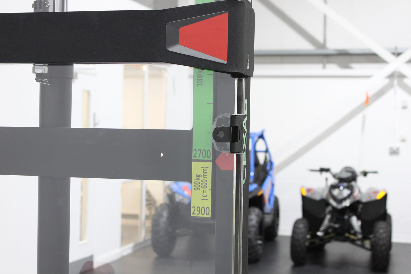 CESAB S010i Lithium Electric Pallet Stacker