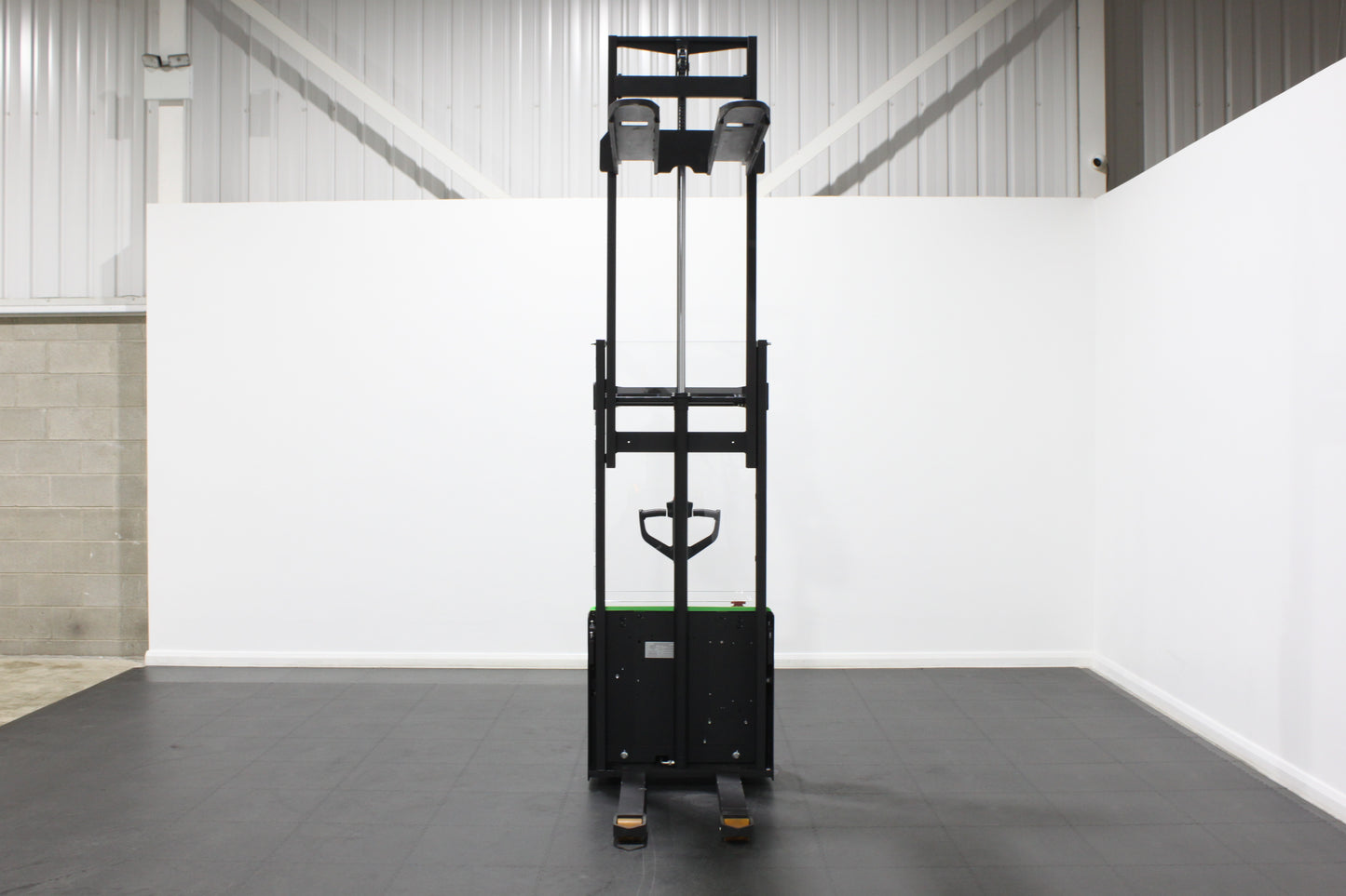 CESAB S010i Lithium Electric Pallet Stacker