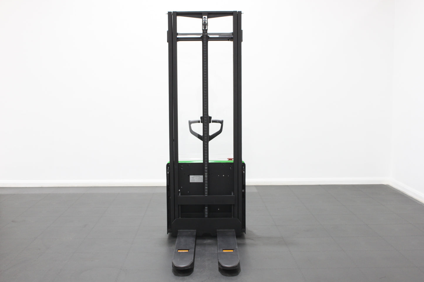 CESAB S010i Lithium Electric Pallet Stacker