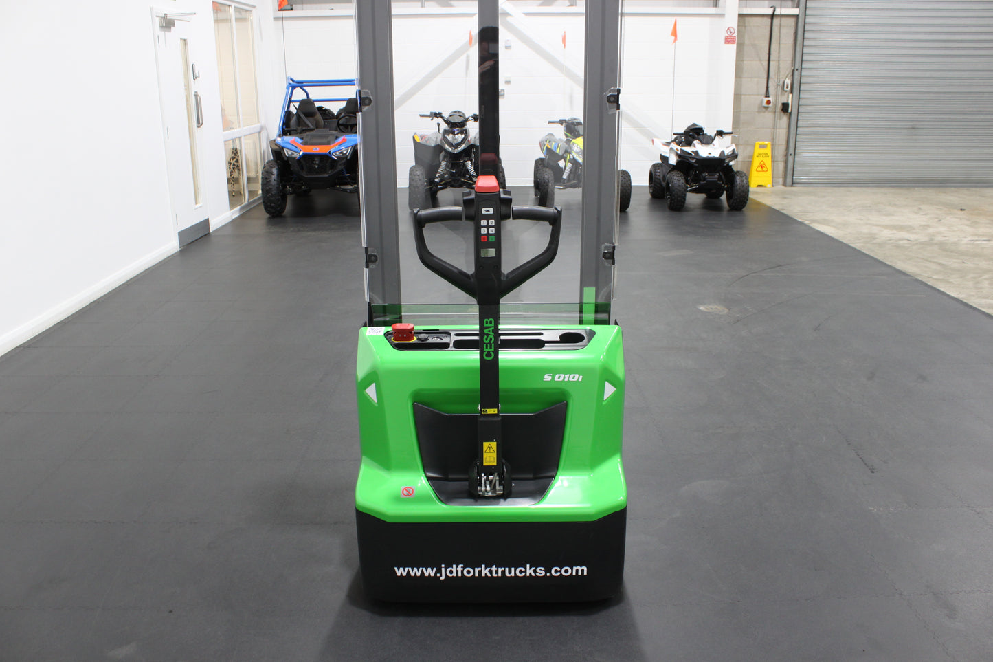 CESAB S010i Lithium Electric Pallet Stacker