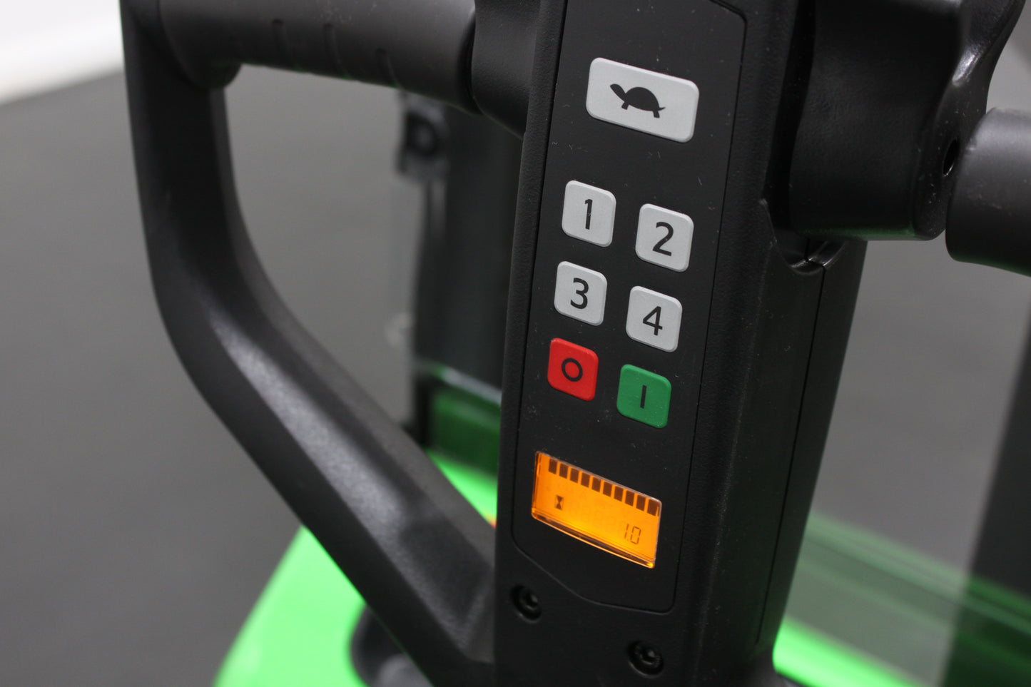 CESAB S010i Lithium Electric Pallet Stacker