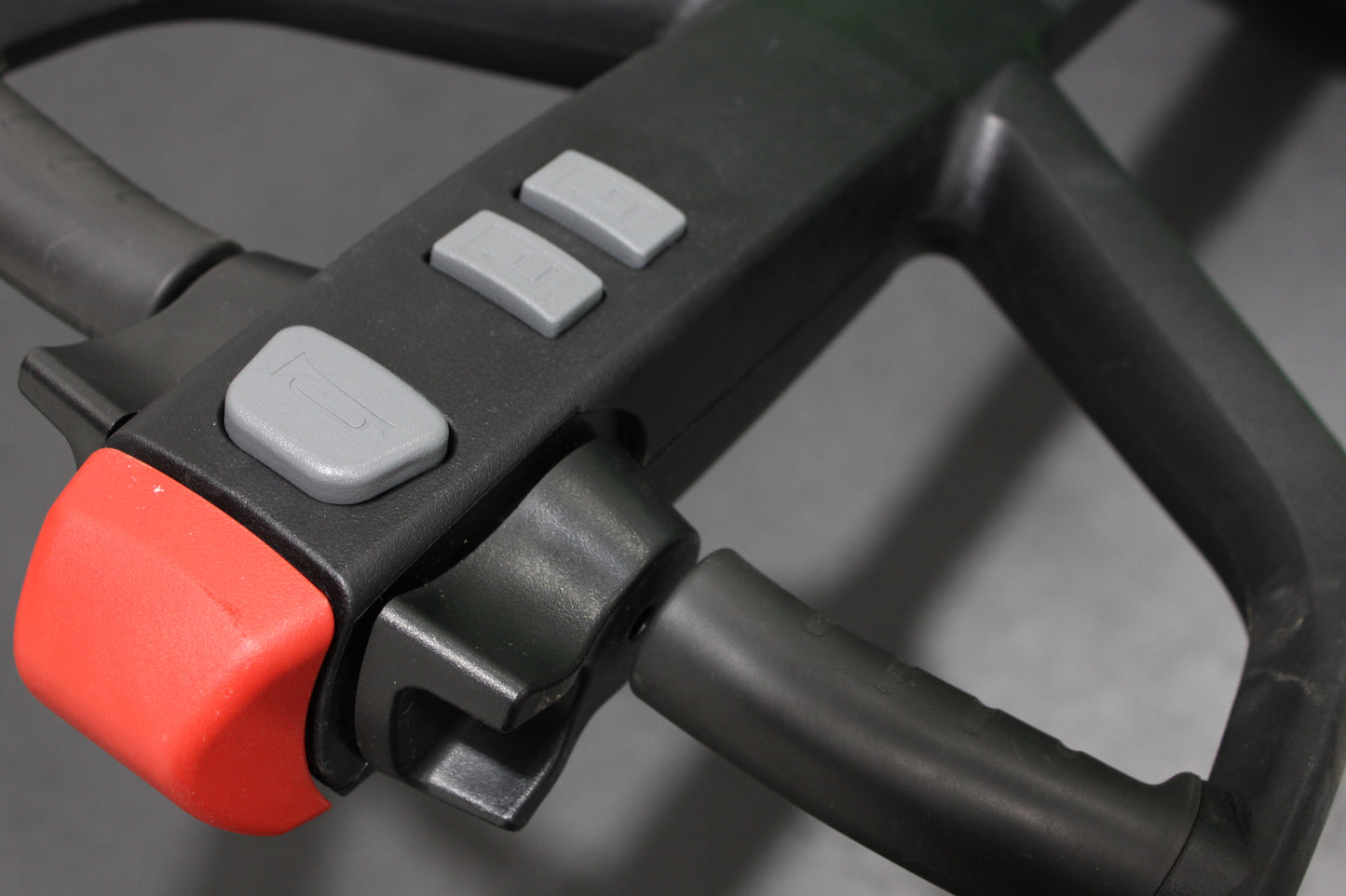 CESAB S010i Lithium Electric Pallet Stacker