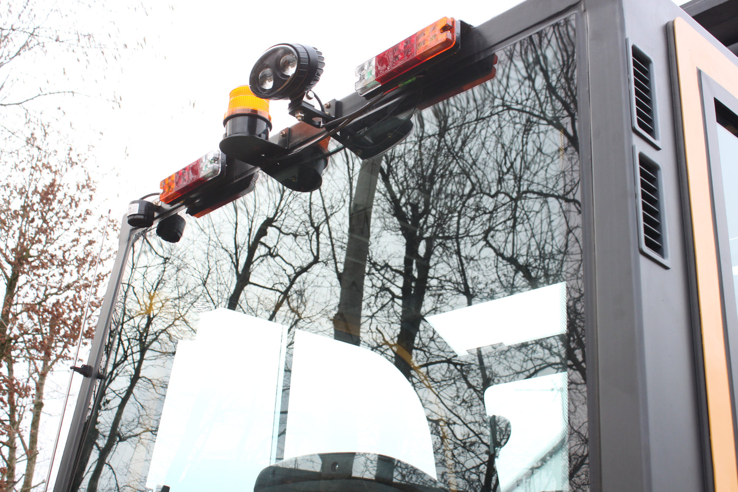 Hifoune FD10T 10T Diesel Forklift with Full Cab & Rotator Clamp | Triplex Mast