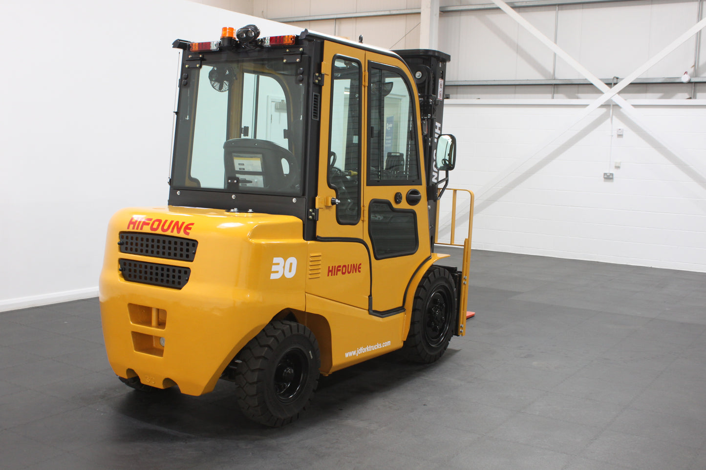 HIFOUNE FD30 - Full Cab Diesel Counterbalance