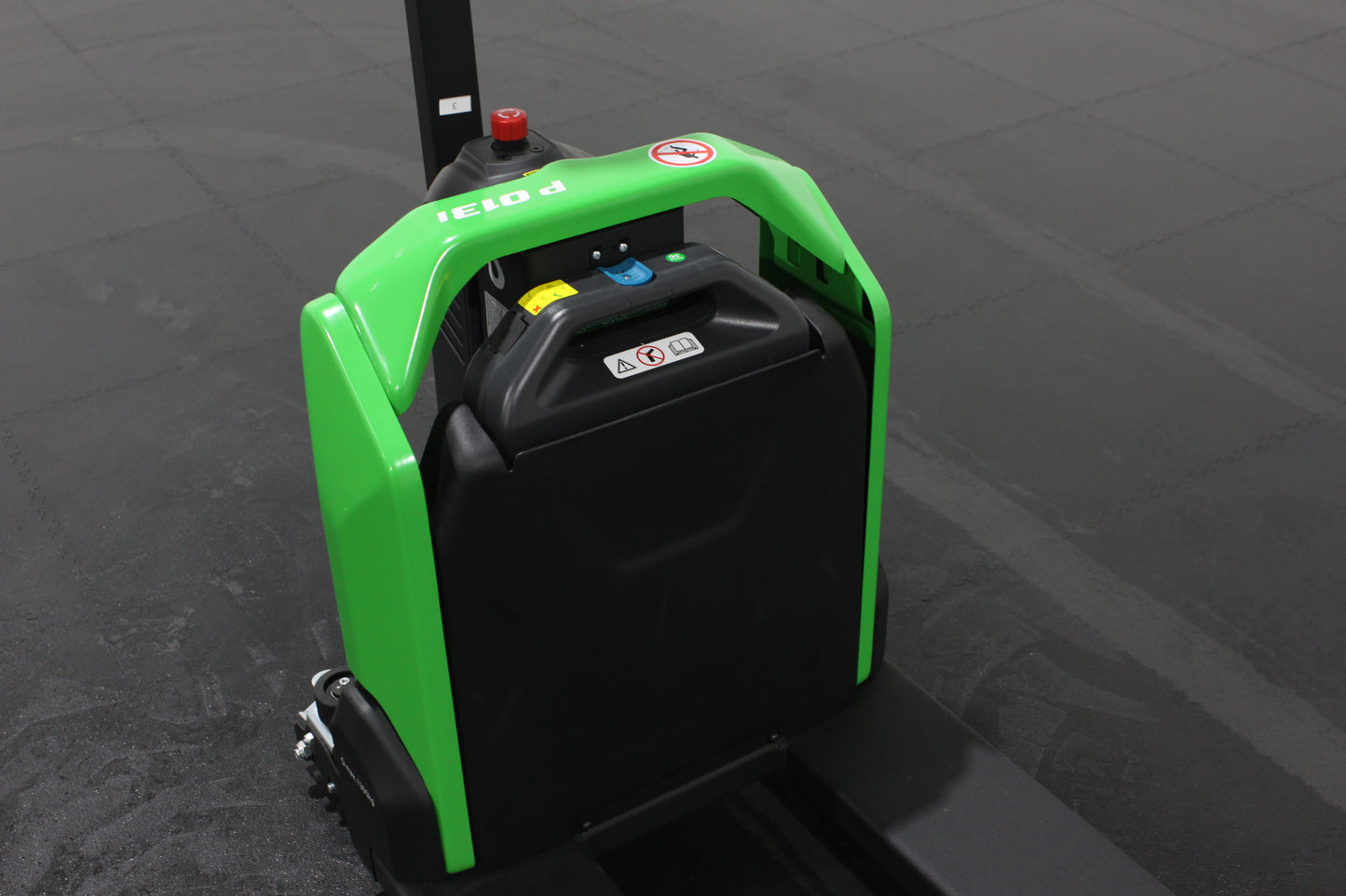 CESAB P013i Compact Electric Pallet Truck – 1300kg Capacity | Economic Powered Pallet Truck for Tight Spaces & Heavy Loads