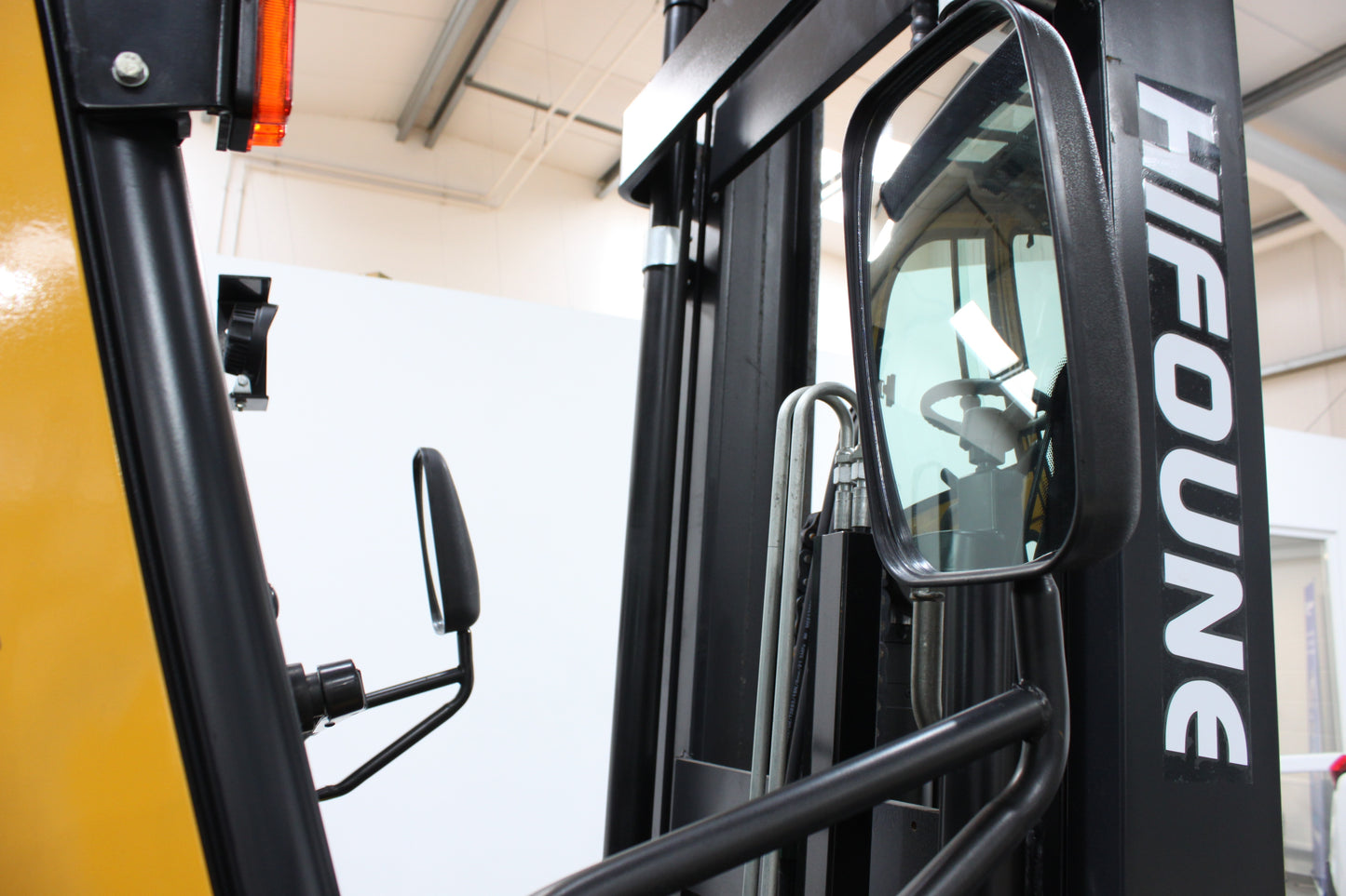 HIFOUNE CPCD25-4WD - Full Cab - Rough Terrain Forklift