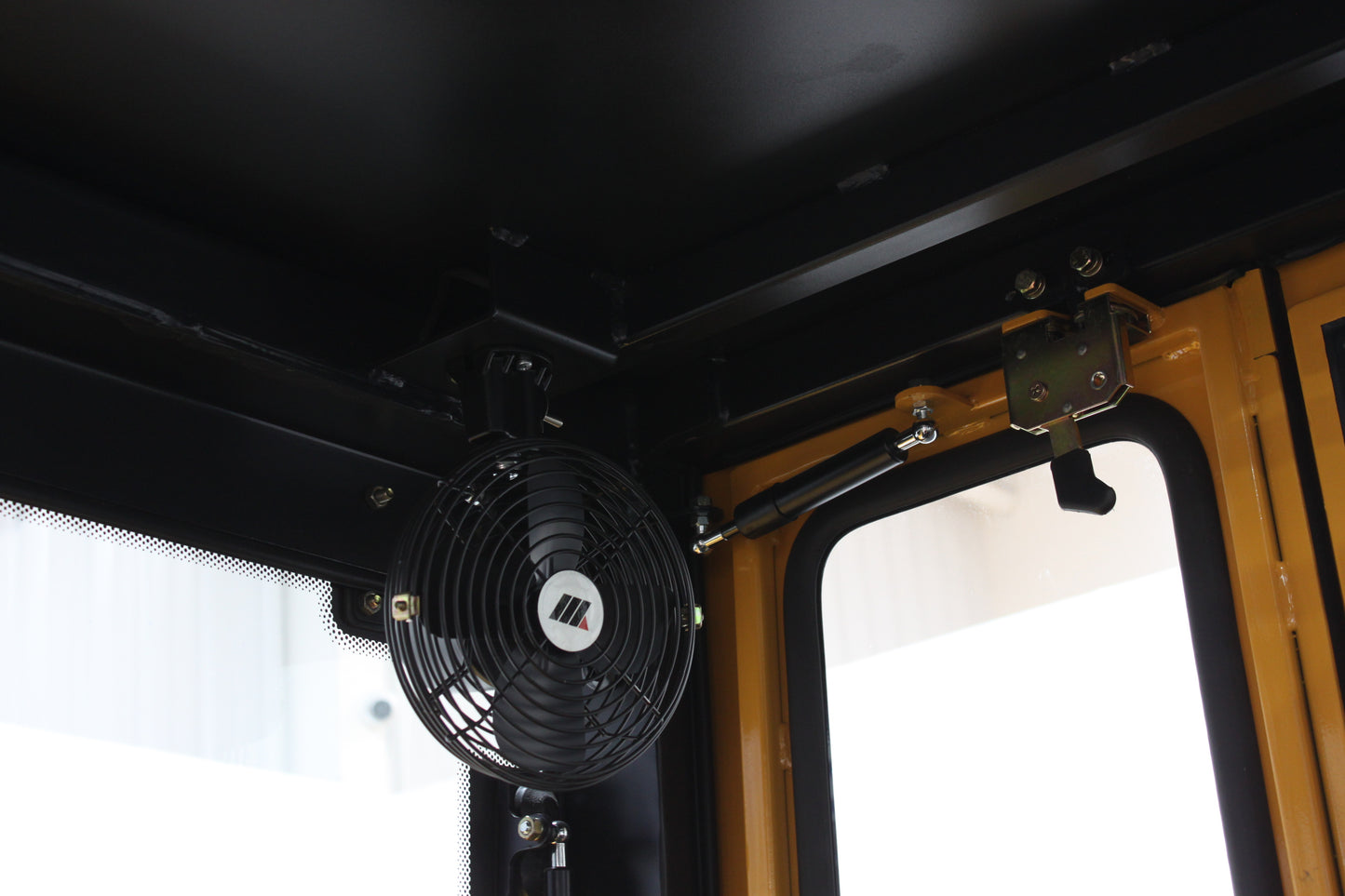 HIFOUNE CPCD25-4WD - Full Cab - Rough Terrain Forklift