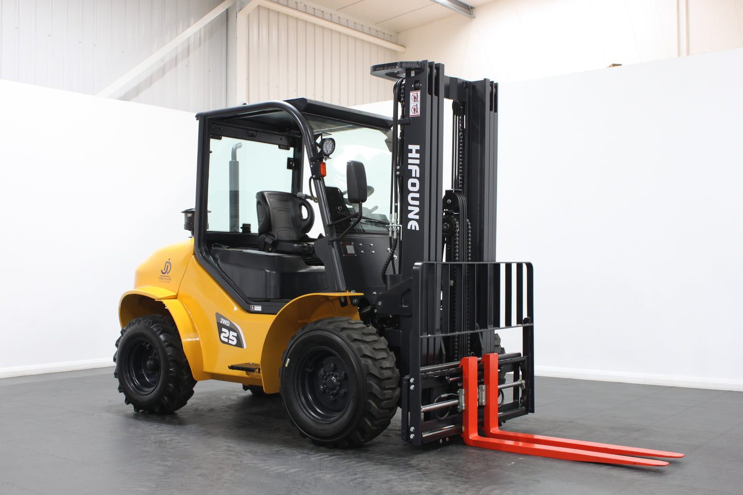 HIFOUNE CPCD25-2WD - Half Cab - Rough Terrain Forklift