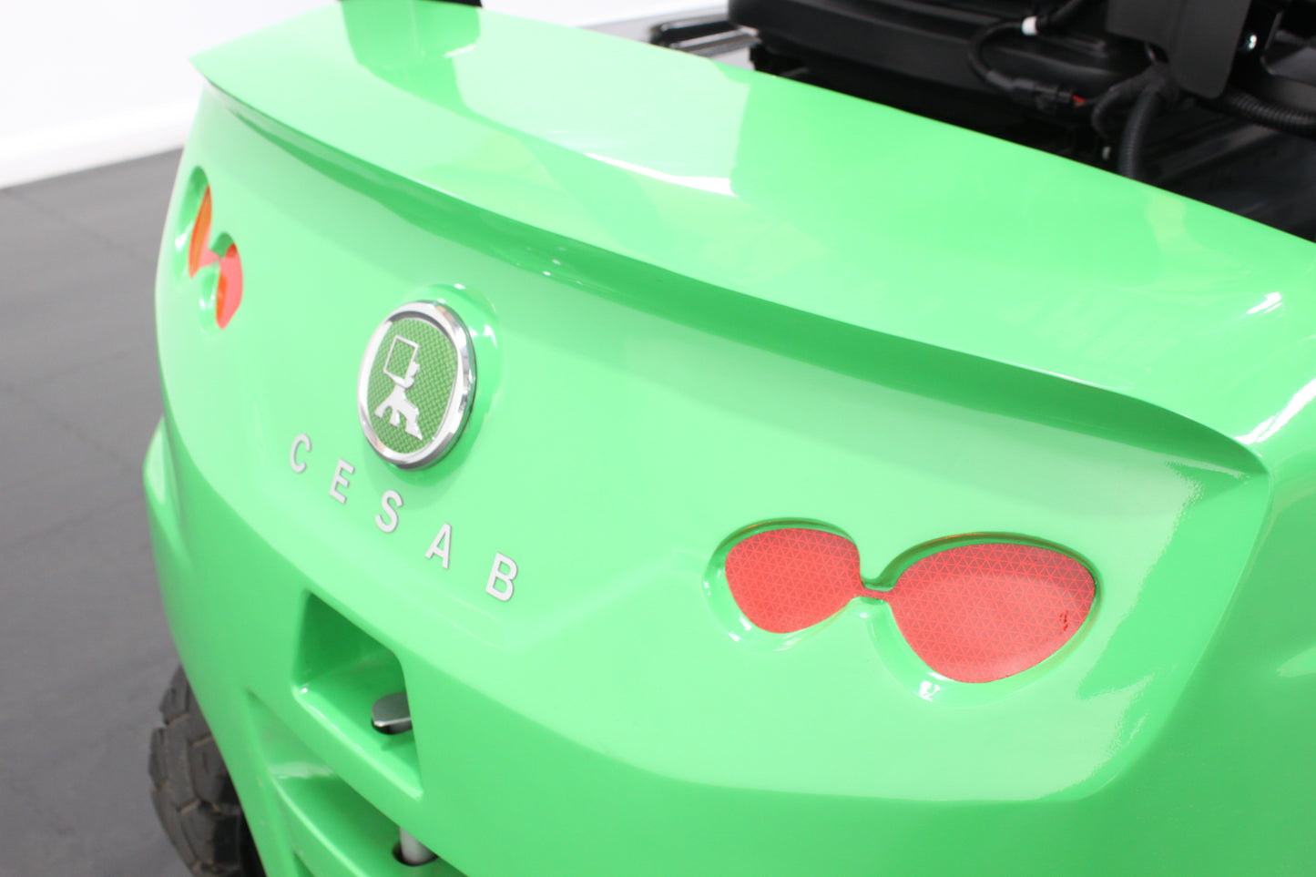 CESAB B420 2T Electric Forklift with Drive-In Racking Guard | 48V Battery