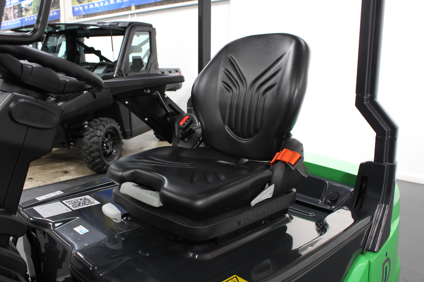 CESAB B420 2T Electric Forklift with Drive-In Racking Guard | 48V Battery