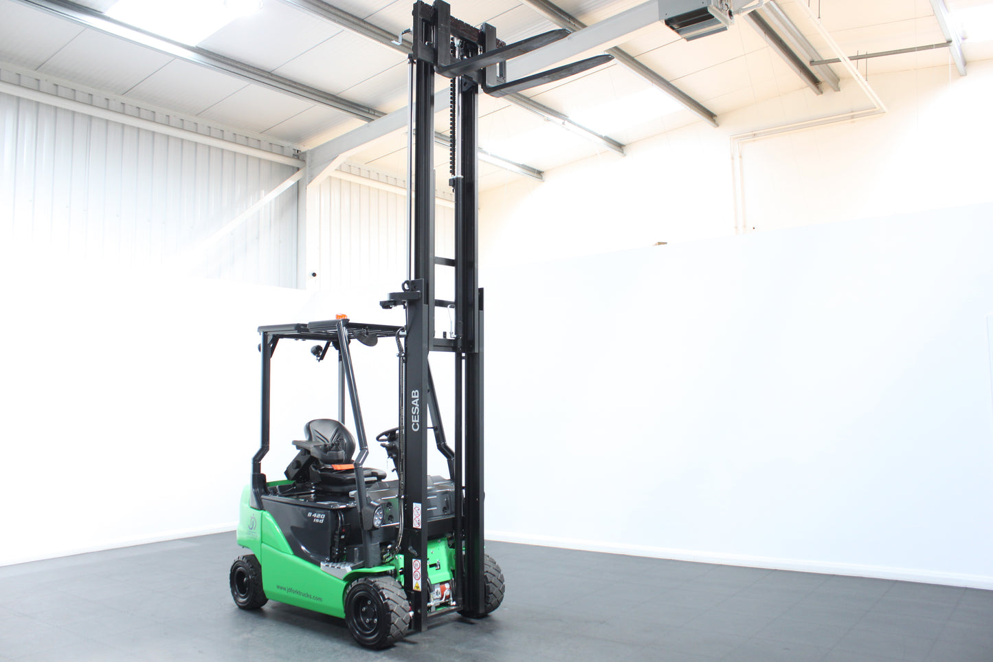 CESAB B420 2T Electric Forklift with Drive-In Racking Guard | 48V Battery