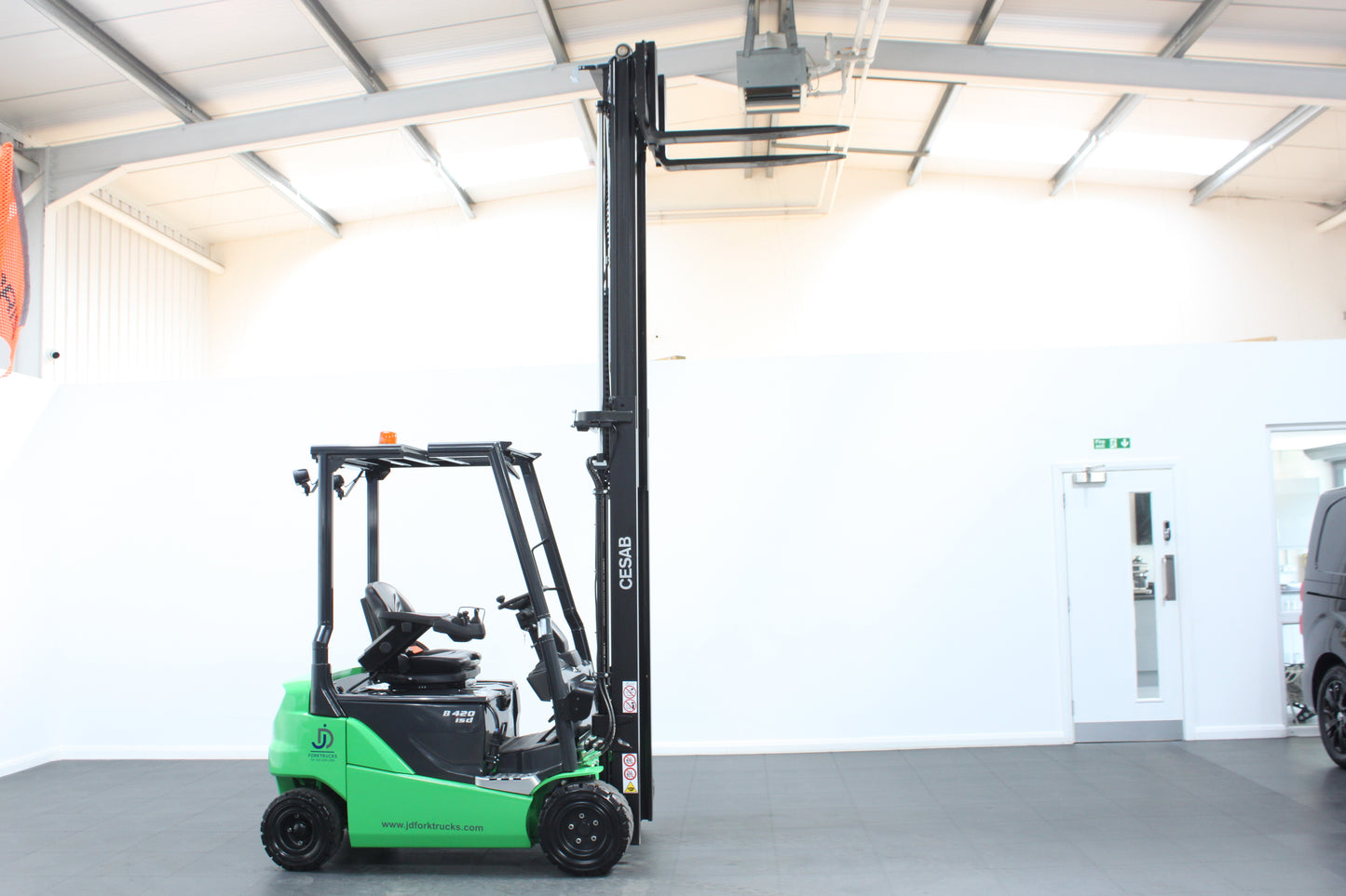 CESAB B420 2T Electric Forklift with Drive-In Racking Guard | 48V Battery