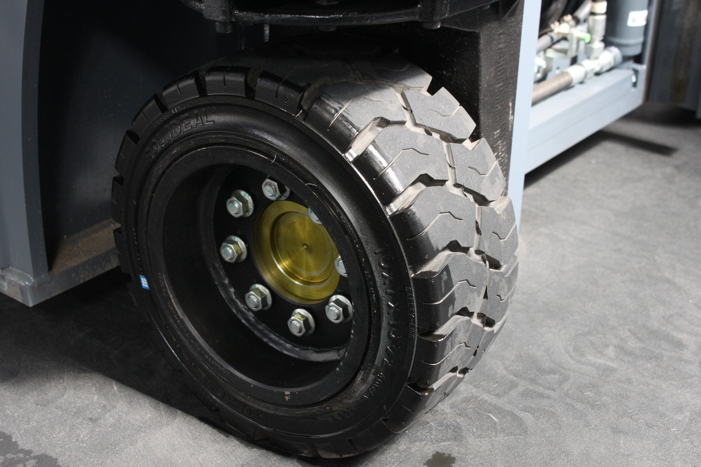 MiMA 1MQK30 Multi-Directional Electric Forklift | 3T, Triplex Mast, Lithium