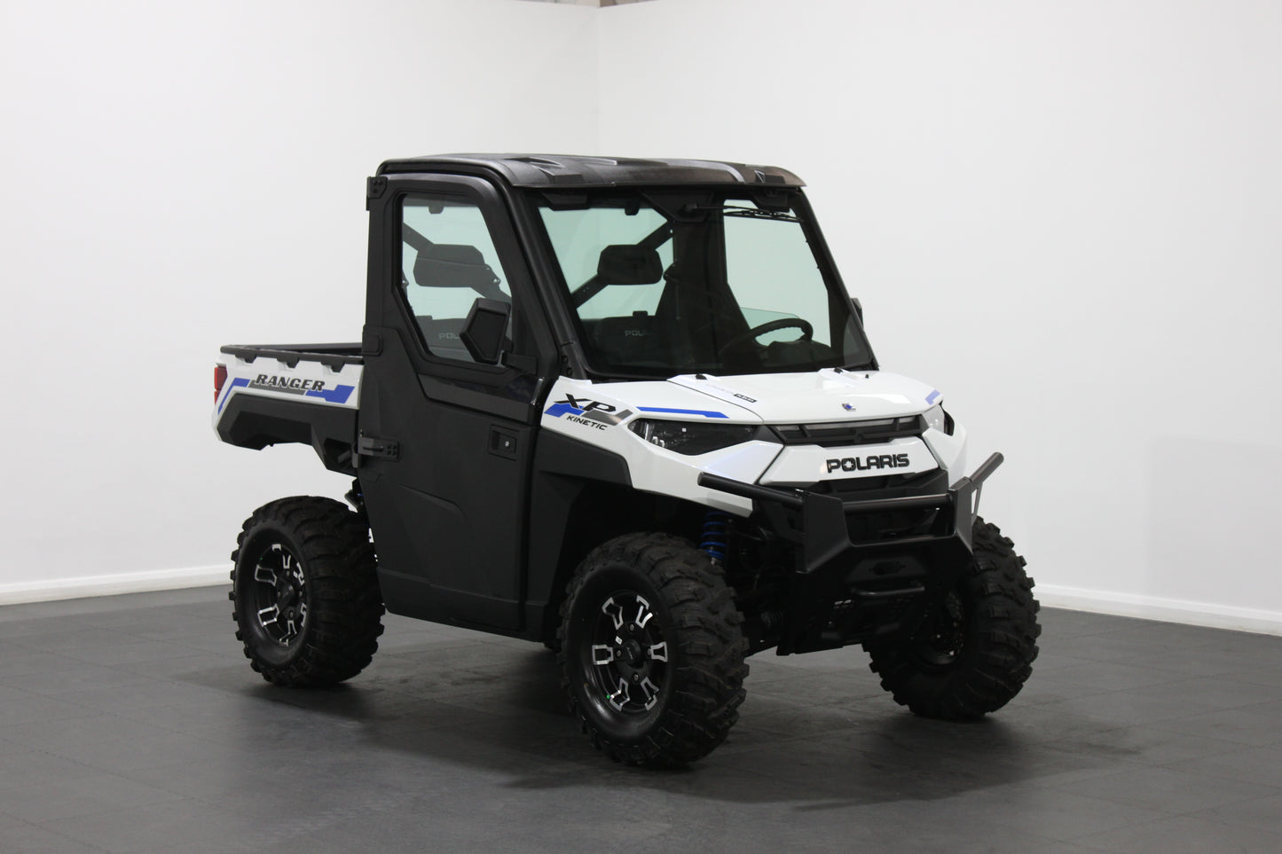 POLARIS RANGER XP KINETIC PREMIUM FULL CAB