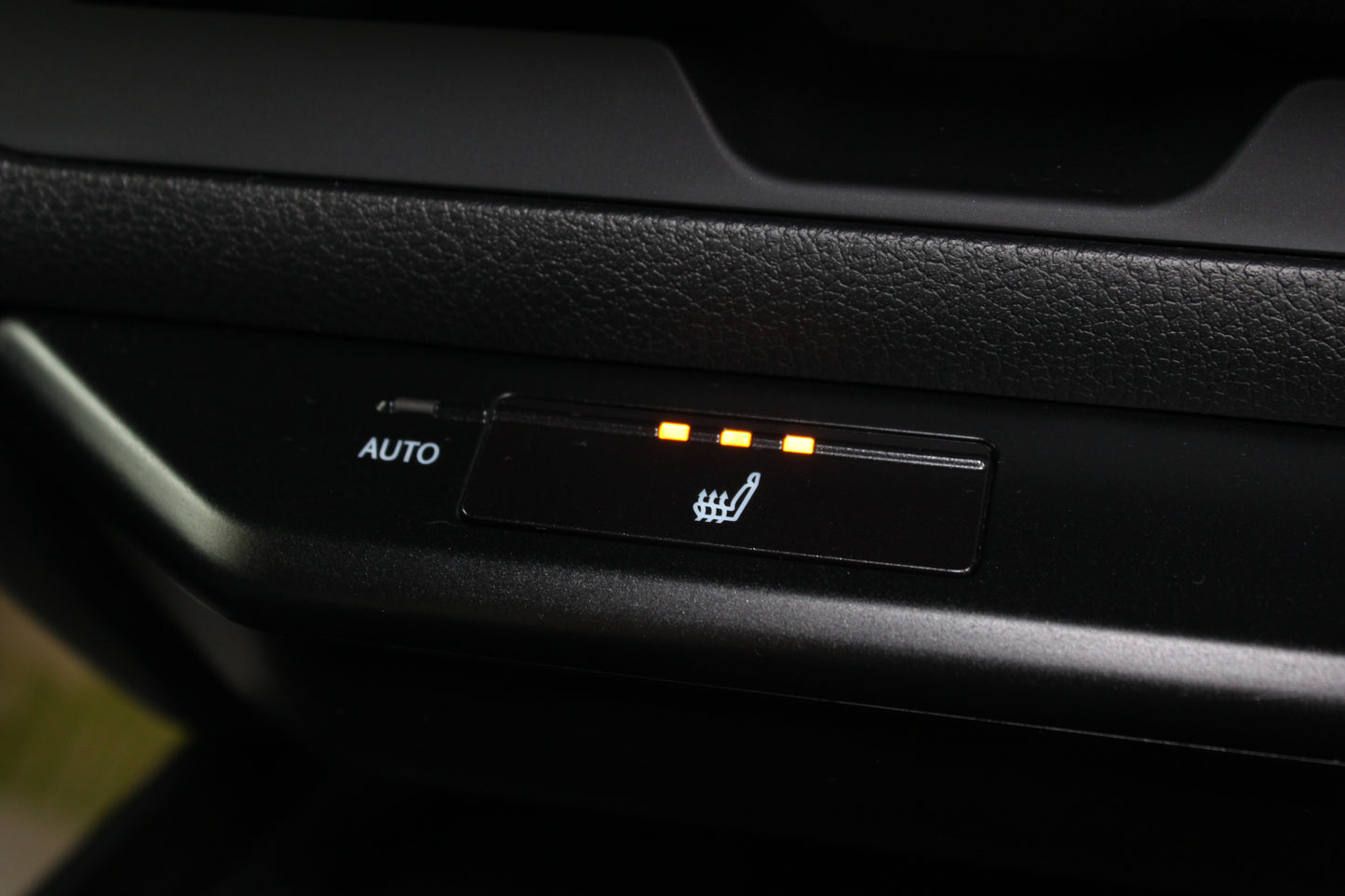 Lexus UX 250h 2.0 5dr CVT Premium Sport Edition