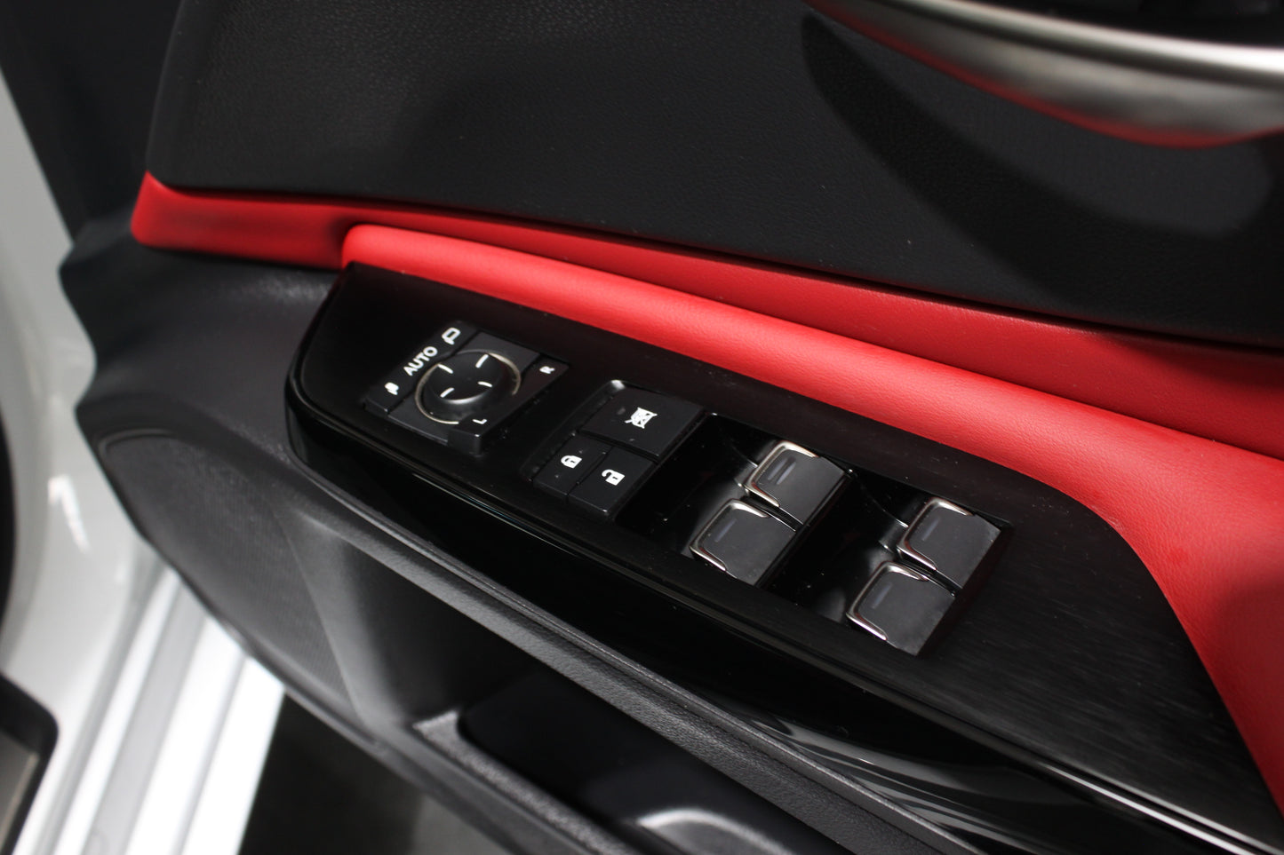 Lexus ES 300h 2.5 F-Sport 4dr CVT