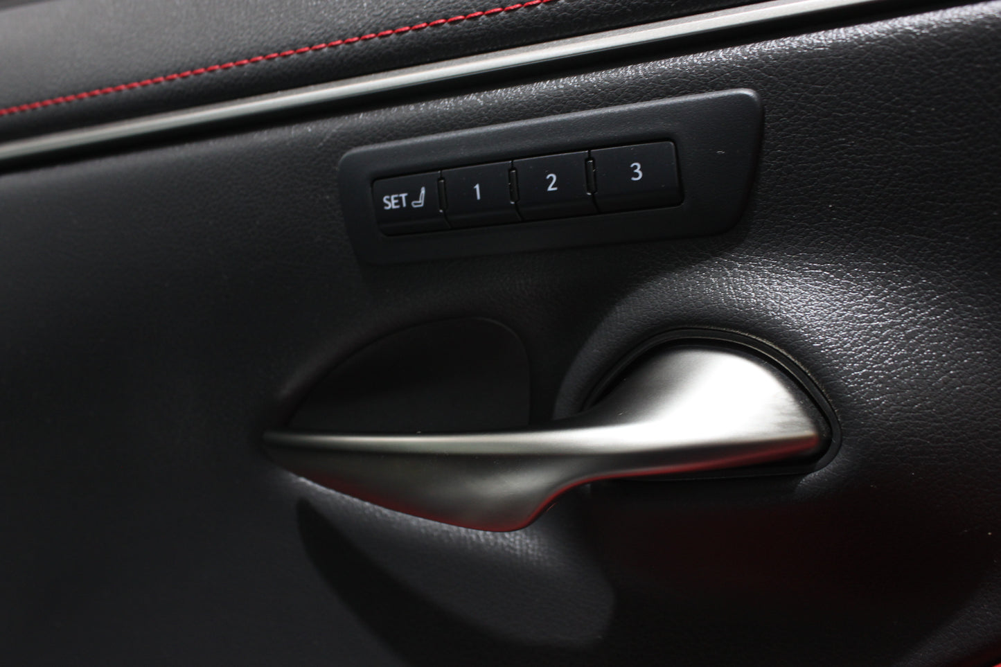 Lexus ES 300h 2.5 F-Sport 4dr CVT