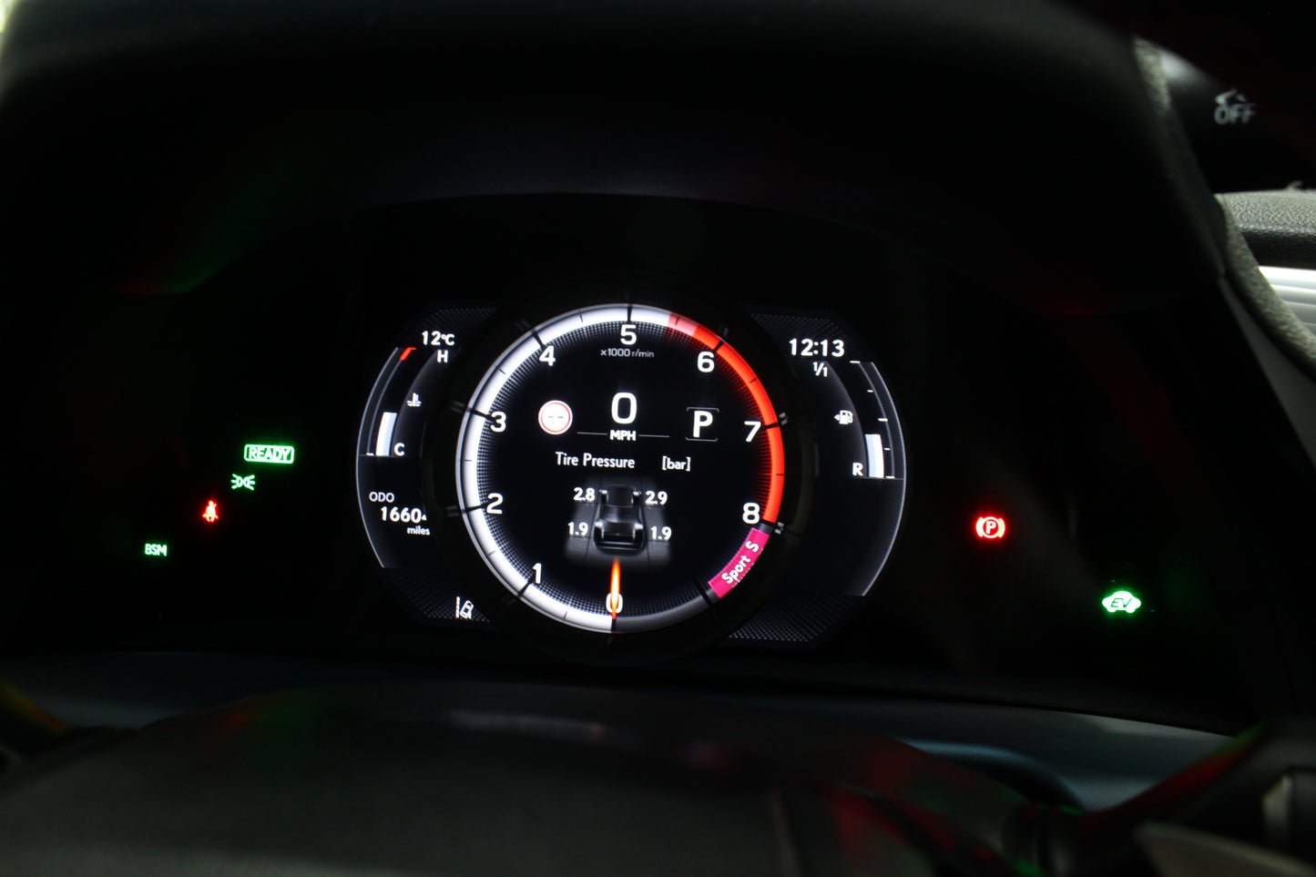 Lexus ES 300h 2.5 F-Sport 4dr CVT