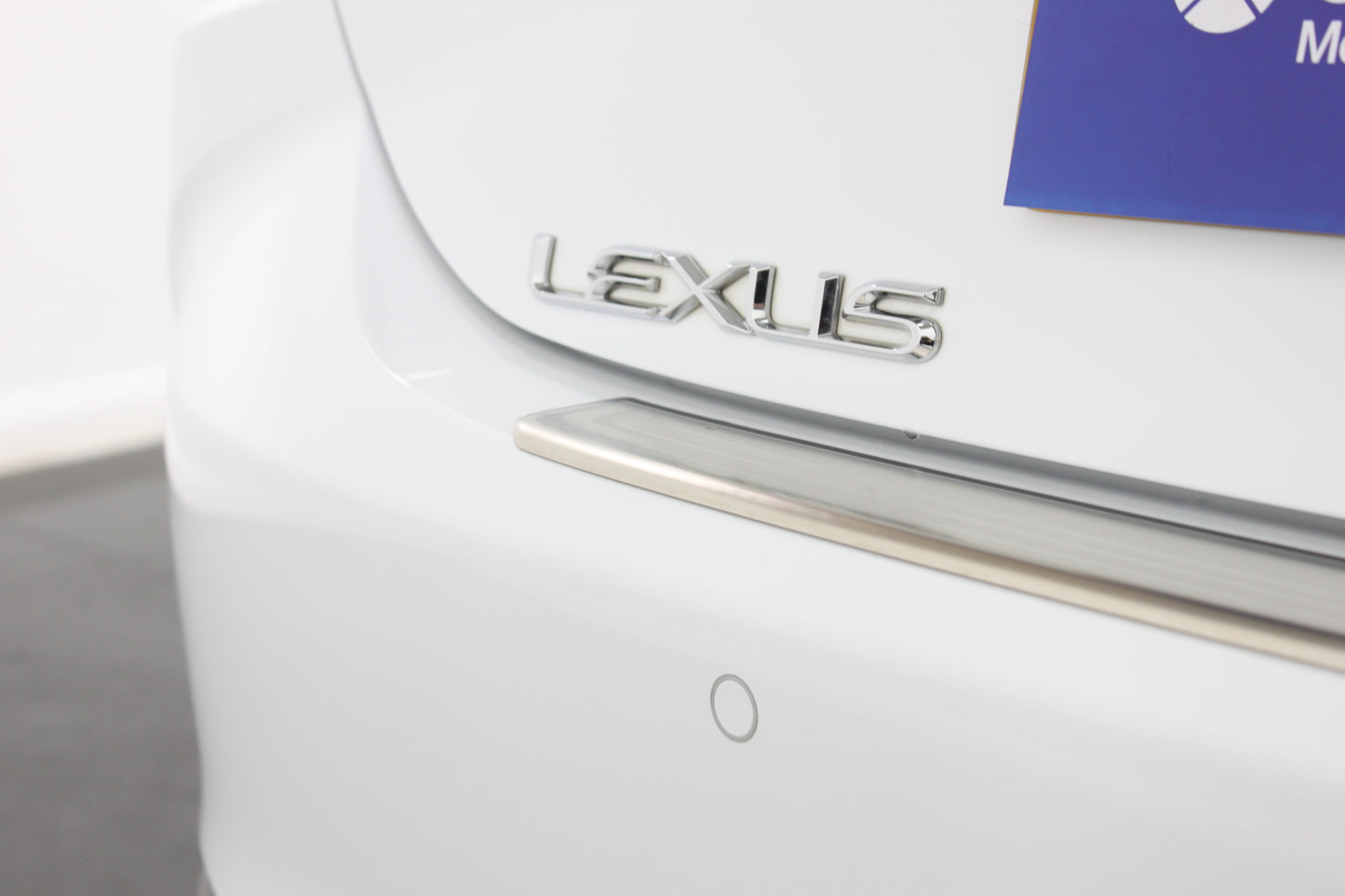 Lexus ES 300h 2.5 F-Sport 4dr CVT