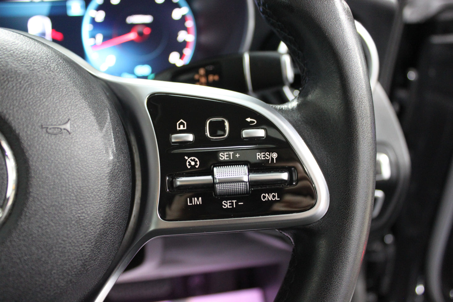 Mercedes C-Class C200 Sport Premium 4dr 9G-Tronic