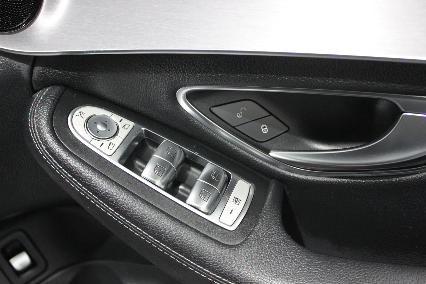 Mercedes C-Class C200 Sport Premium 4dr 9G-Tronic