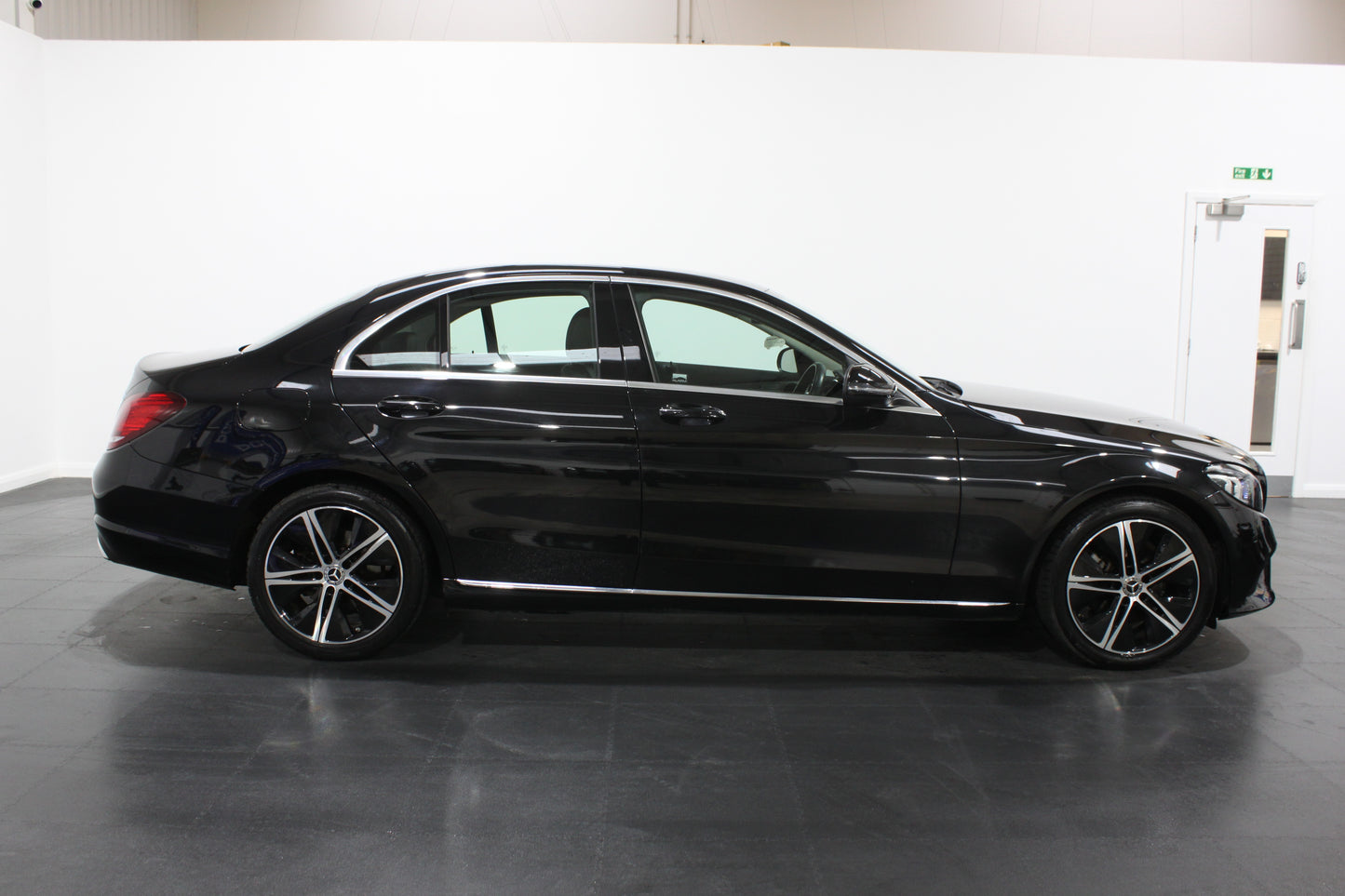 Mercedes C-Class C200 Sport Premium 4dr 9G-Tronic