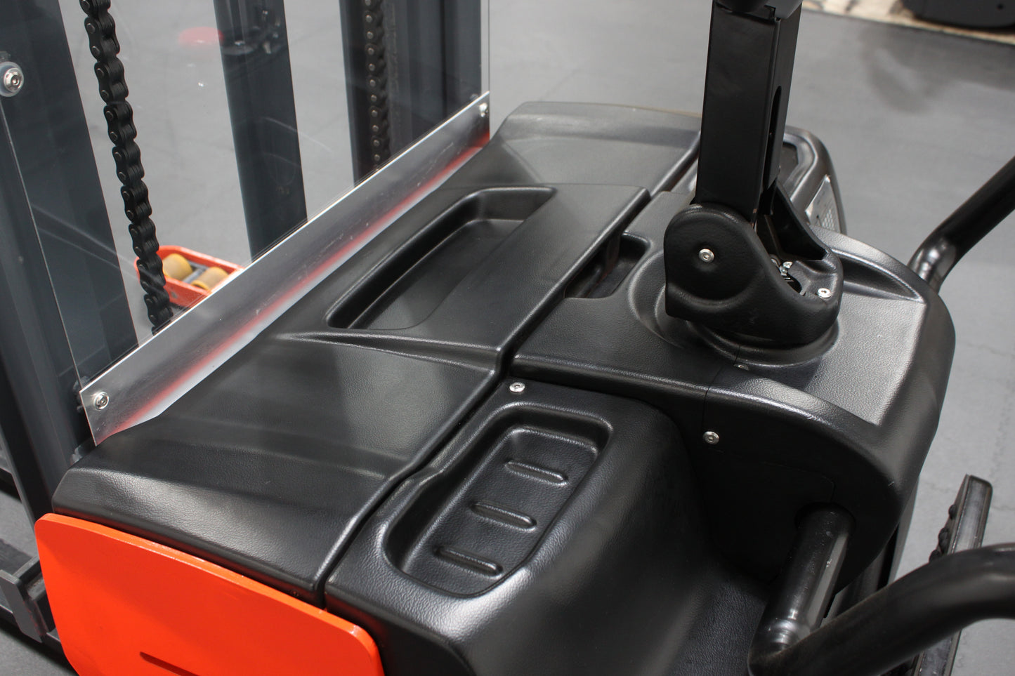 MiMA MB15 Extra Wide Straddle Pallet Stacker - Ride On