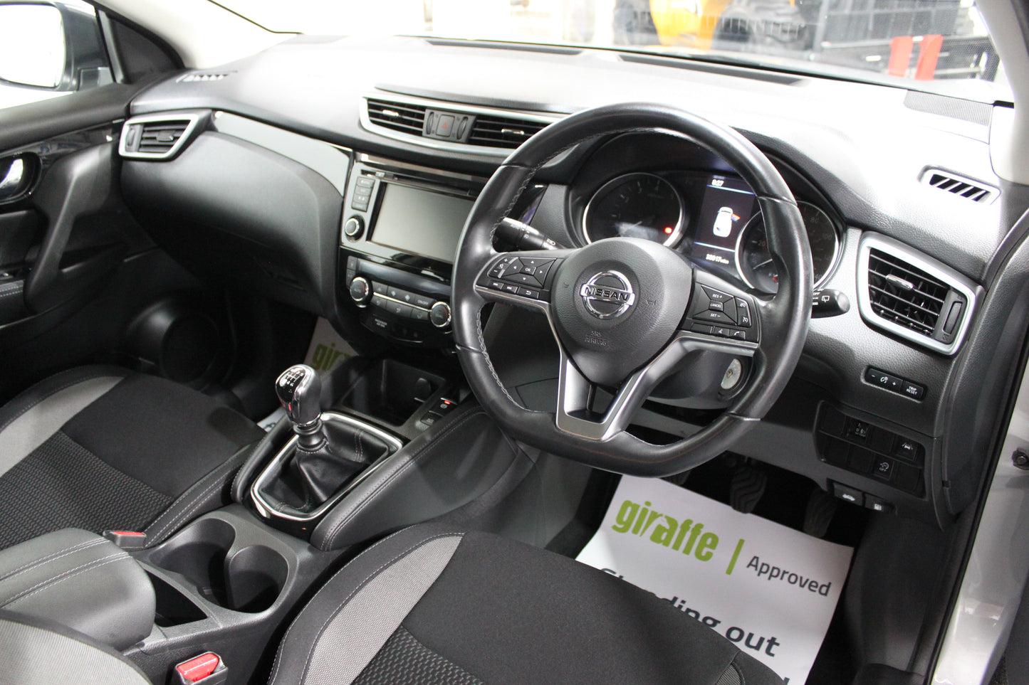 Nissan Qashqai 1.3 DiG-T Acenta Premium 5dr