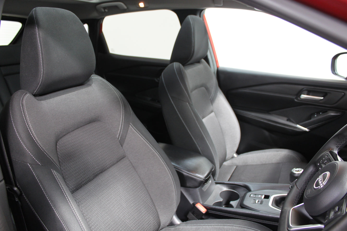 Nissan Qashqai 1.3 DiG-T MH N-Connecta 5dr