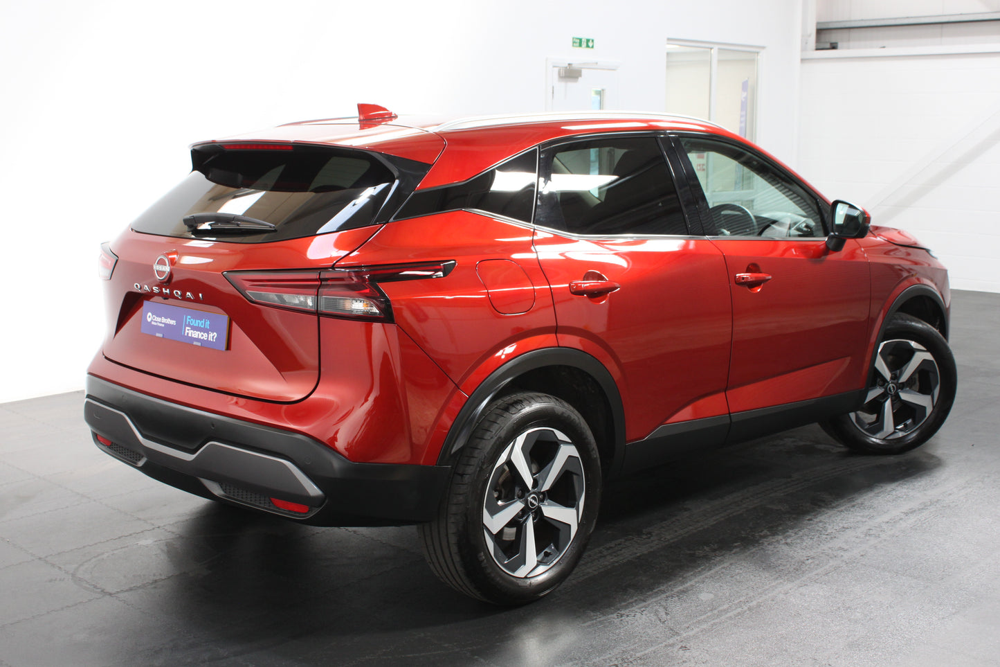 Nissan Qashqai 1.3 DiG-T MH N-Connecta 5dr