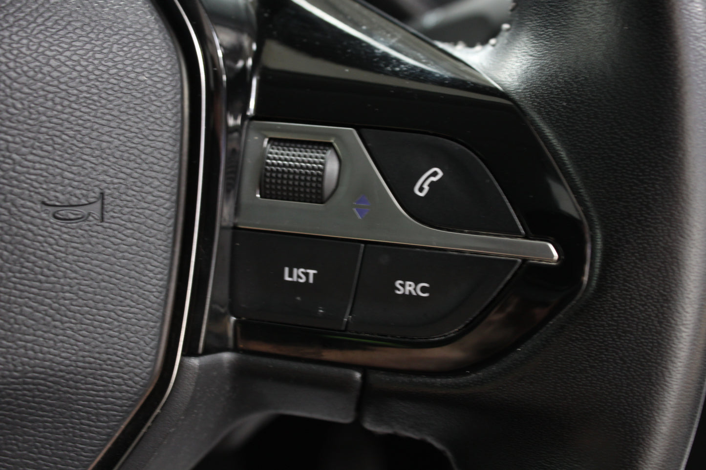 Peugeot 1.2 PureTech Active 5dr