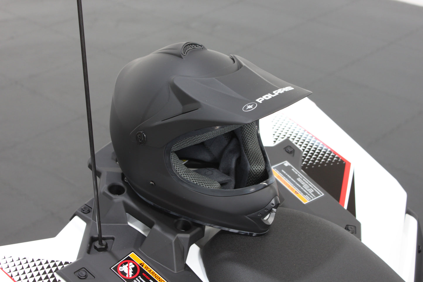 YOUTH POLARIS OUTLAW 70 EFI