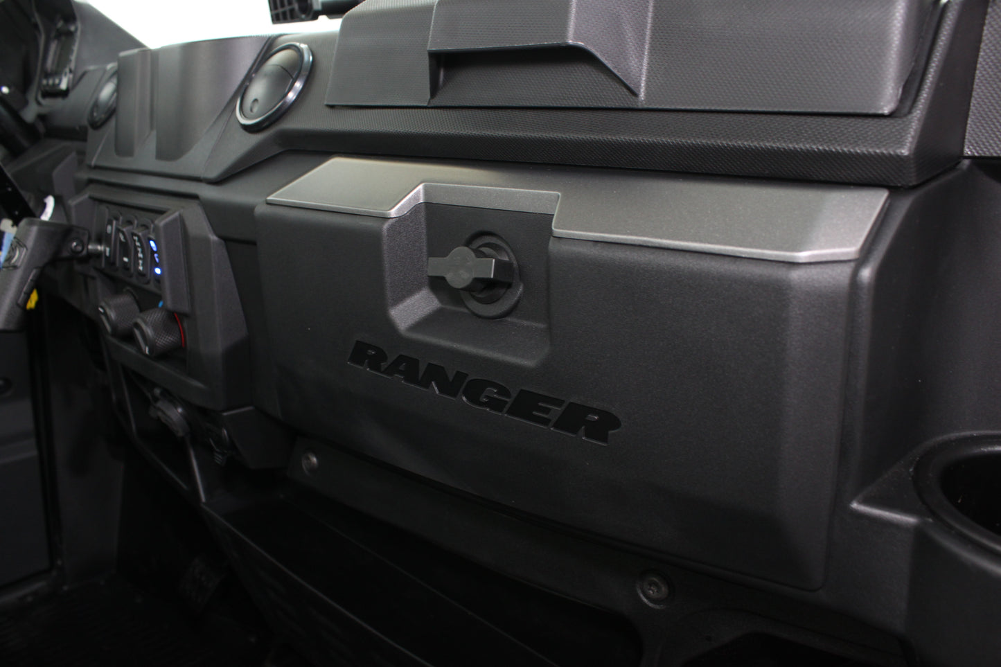 POLARIS RANGER DIESEL DELUXE - FULL CAB