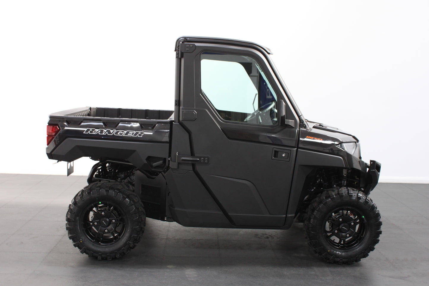 POLARIS RANGER DIESEL DELUXE - FULL CAB