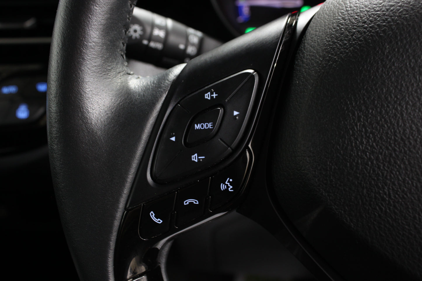 Toyota C-HR 1.8 Hybrid Excel 5dr CVT