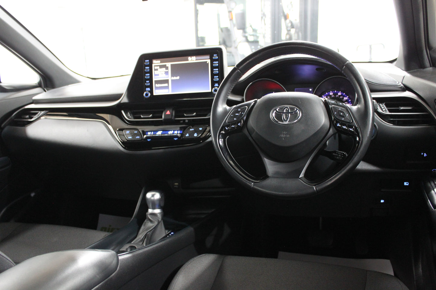 Toyota C-HR 1.8 Hybrid Icon 5dr CVT