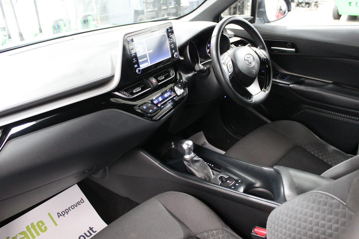 Toyota C-HR 1.8 Hybrid Icon 5dr CVT