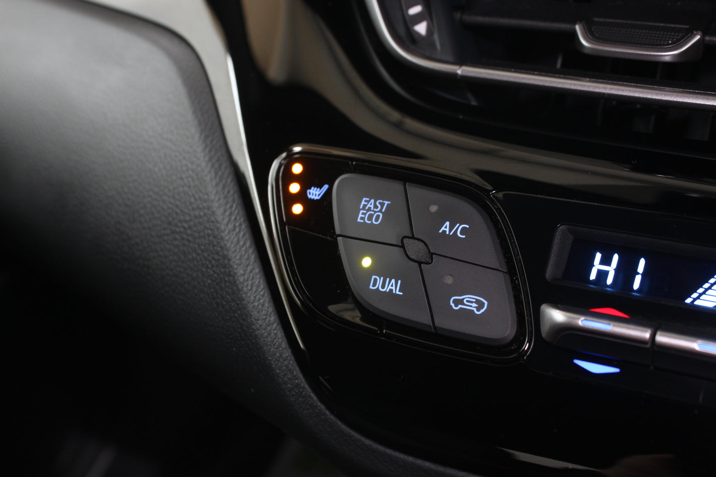 Toyota C-HR 1.8 Hybrid Excel 5dr CVT