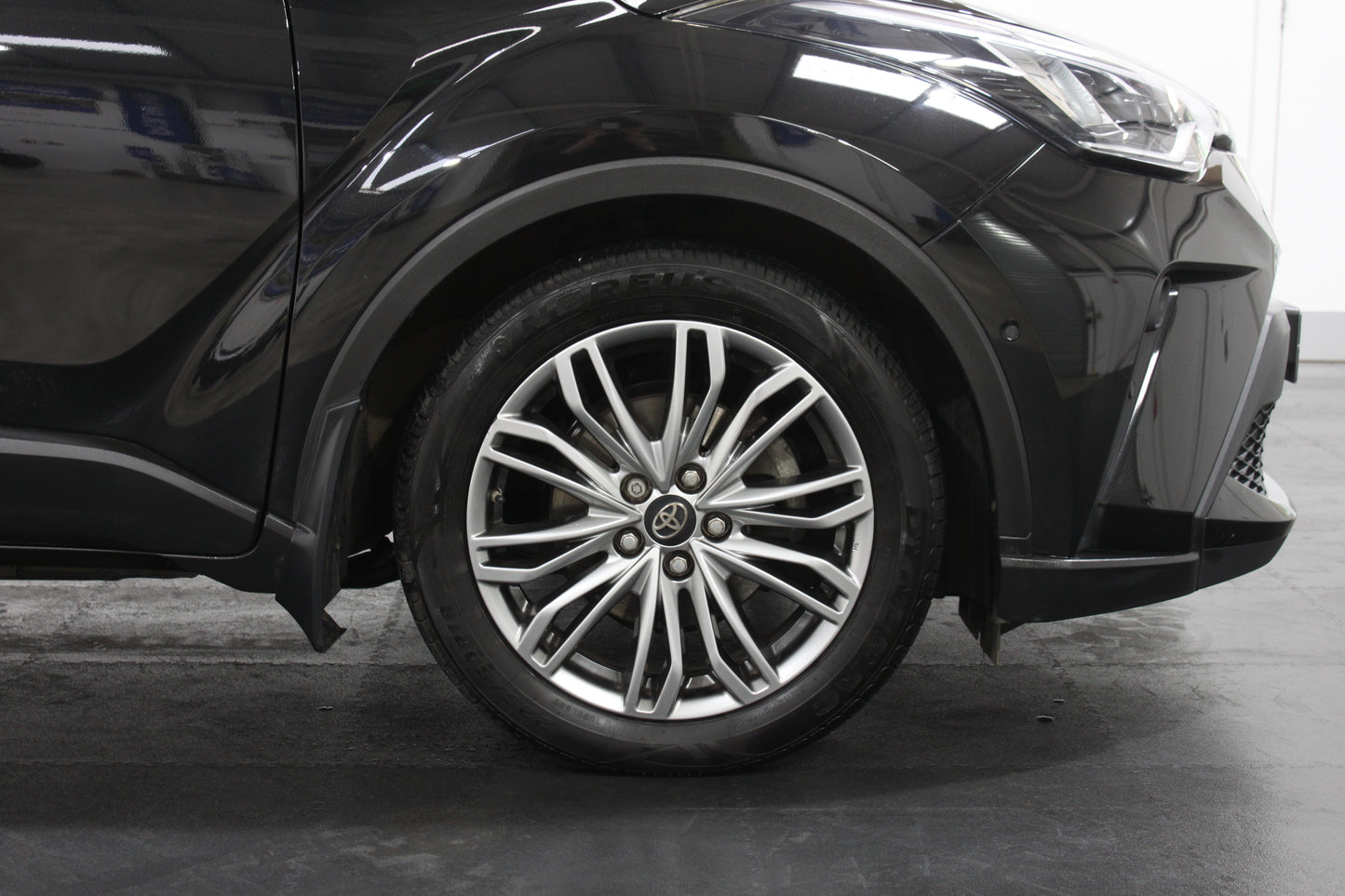 Toyota C-HR 1.8 Hybrid Excel 5dr CVT