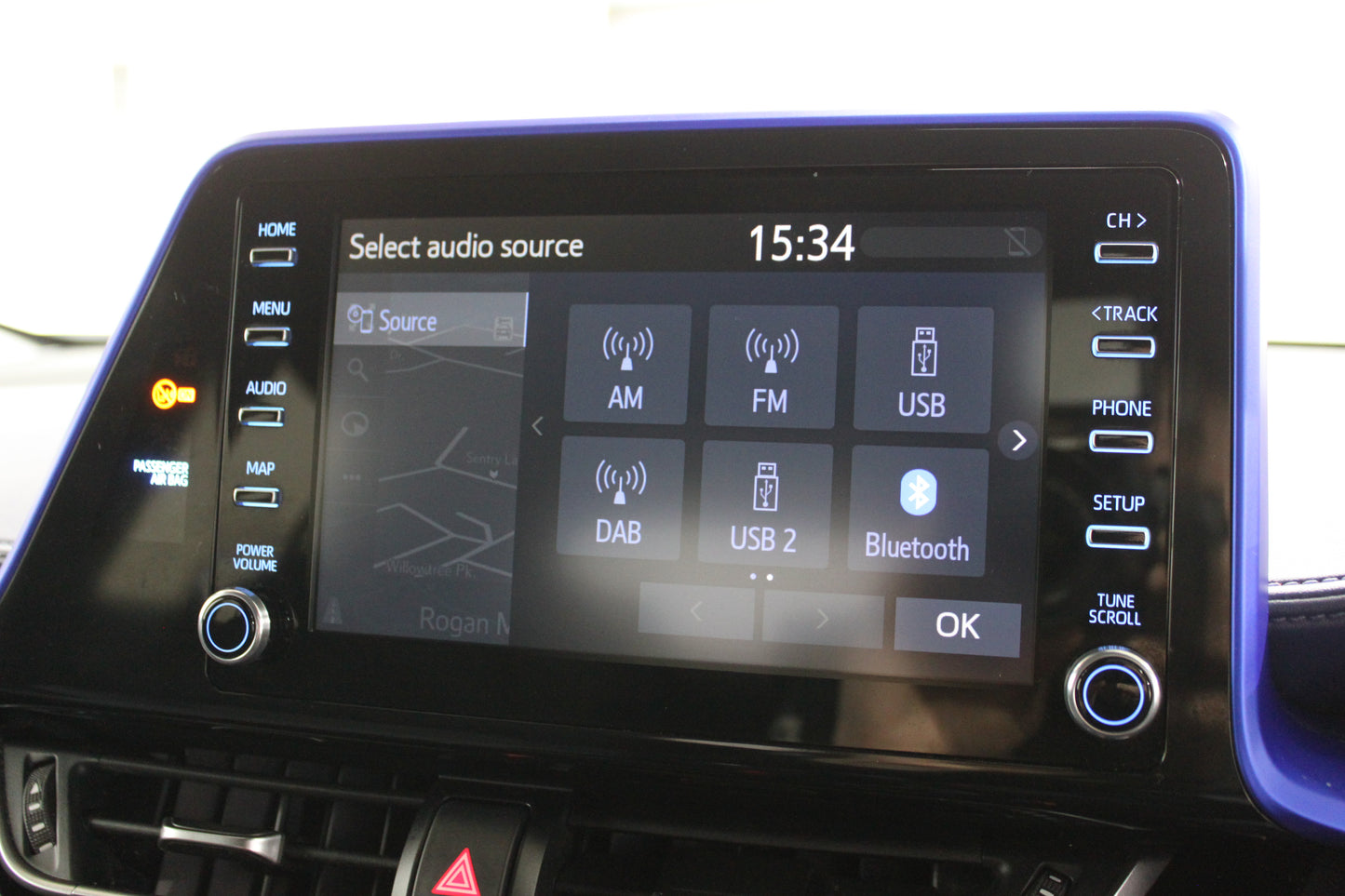 Toyota C-HR 1.8 Hybrid Dynamic 5dr CVT