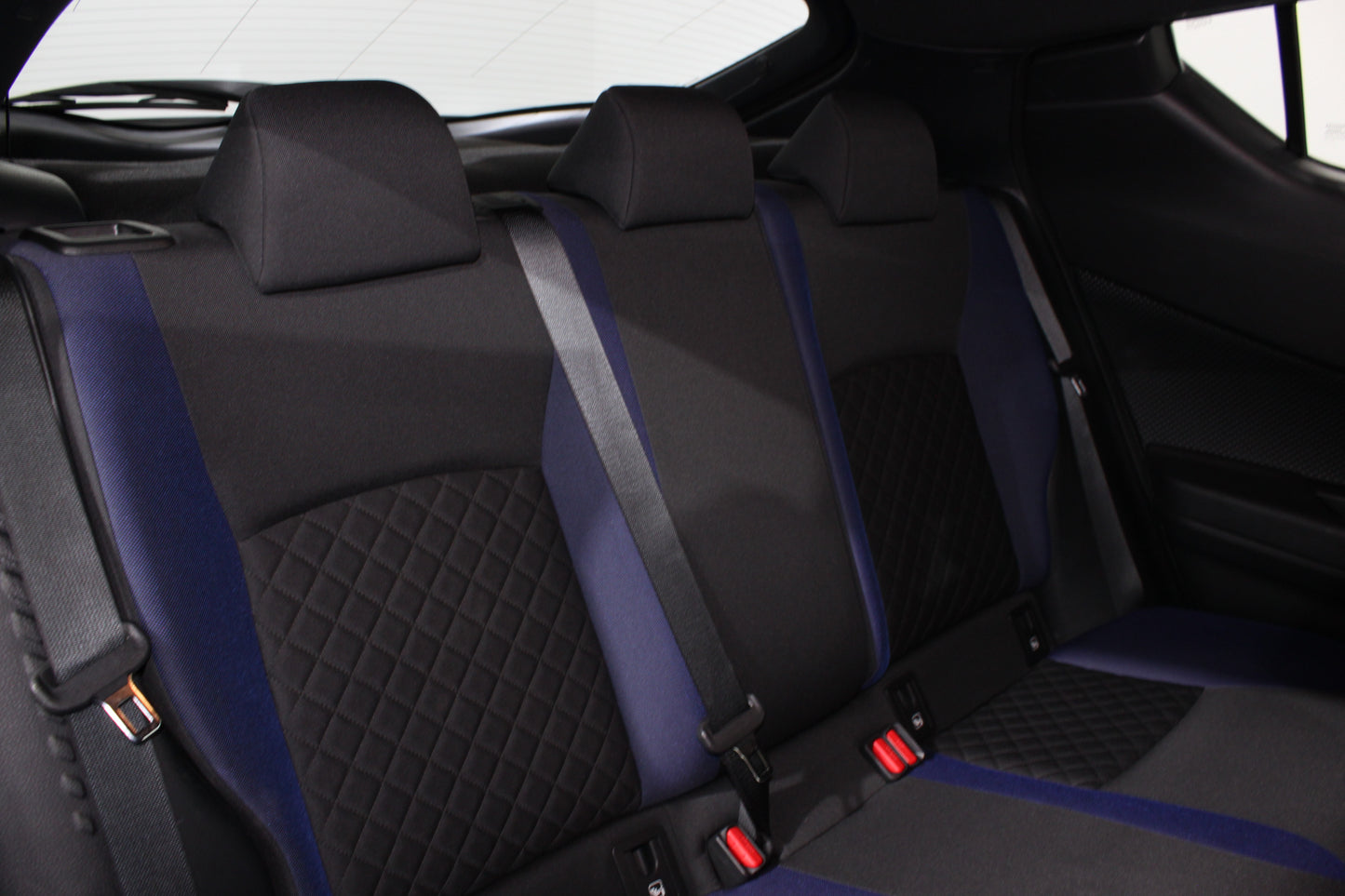 Toyota C-HR 1.8 Hybrid Dynamic 5dr CVT