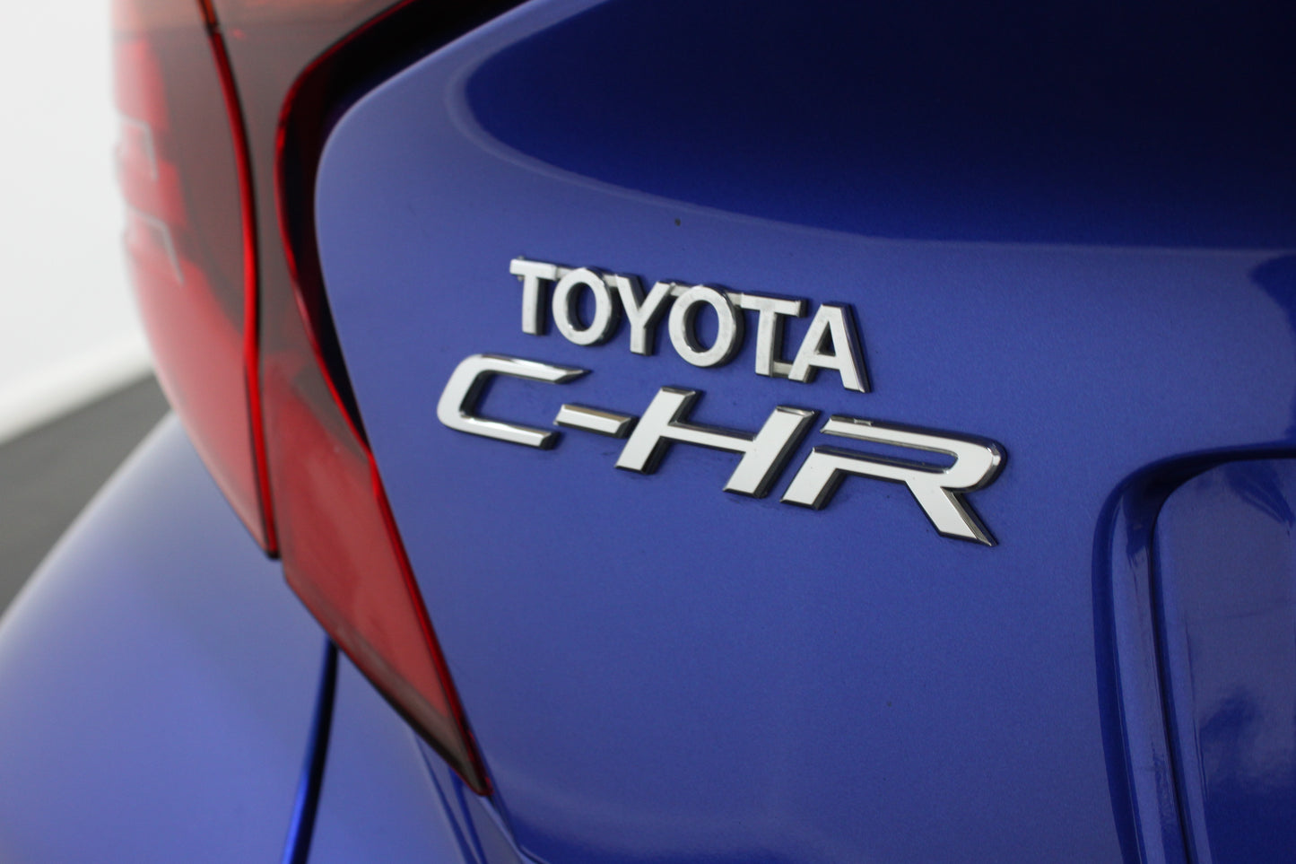 Toyota C-HR 1.8 Hybrid Dynamic 5dr CVT