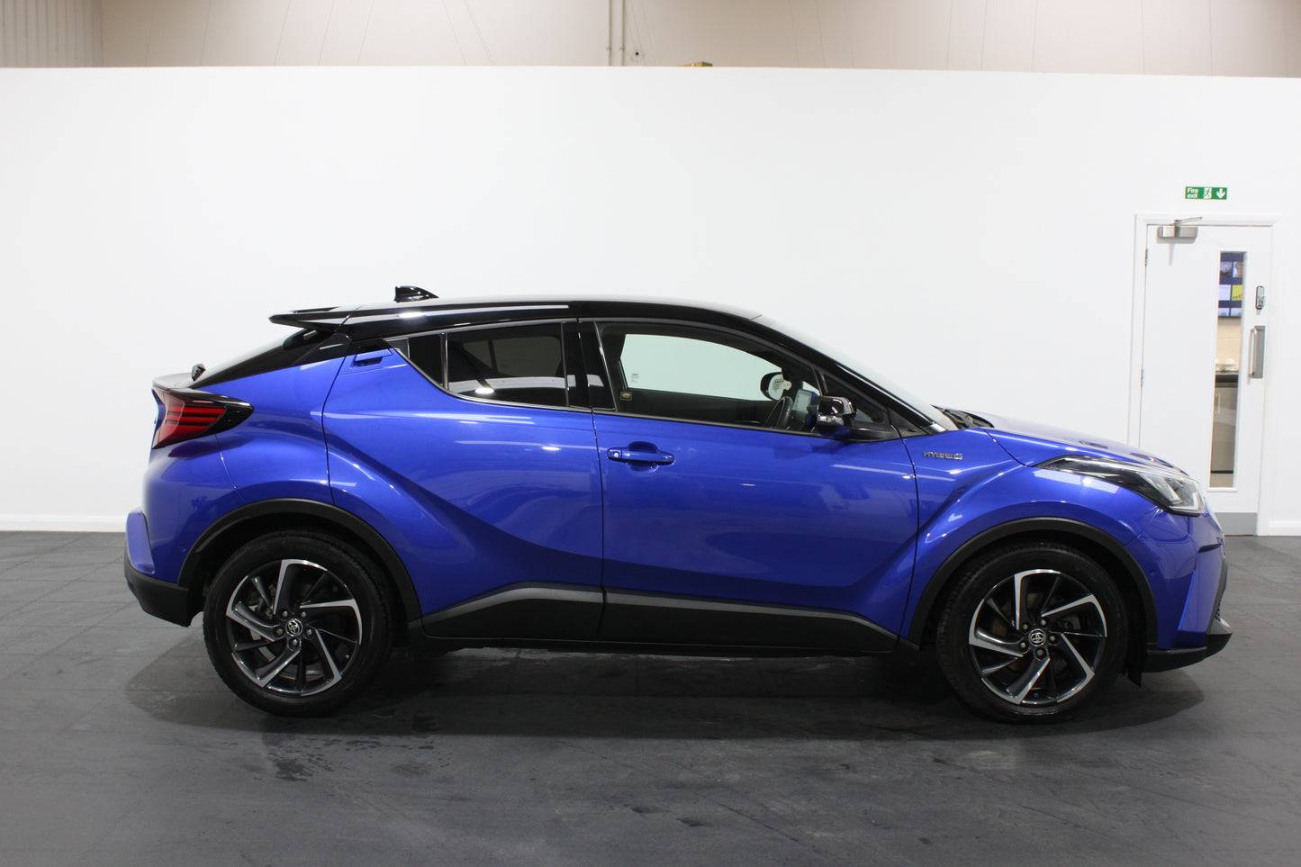 Toyota C-HR 1.8 Hybrid Dynamic 5dr CVT