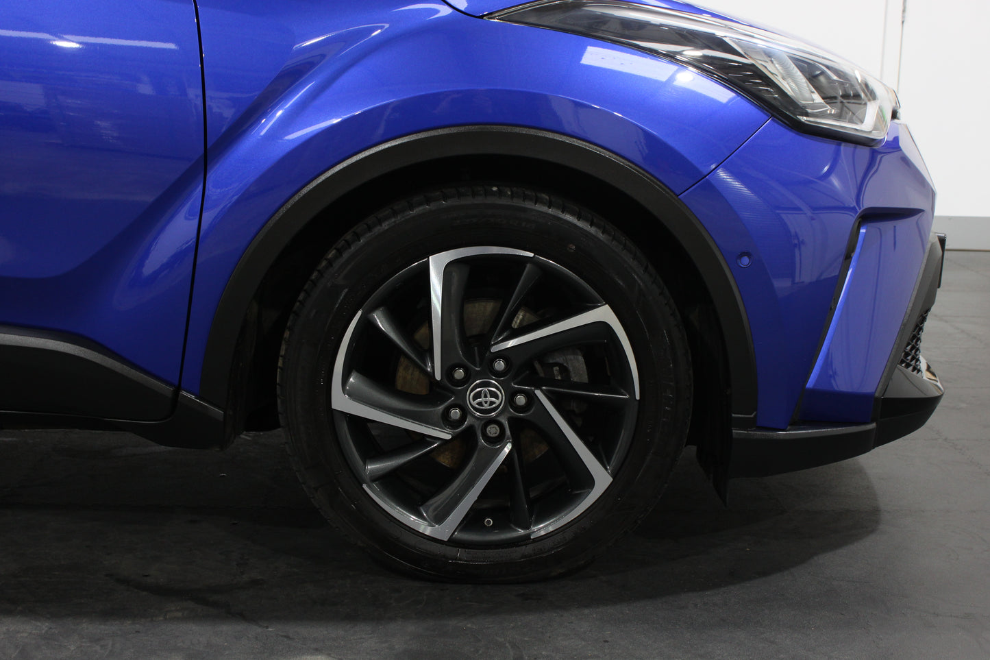 Toyota C-HR 1.8 Hybrid Dynamic 5dr CVT