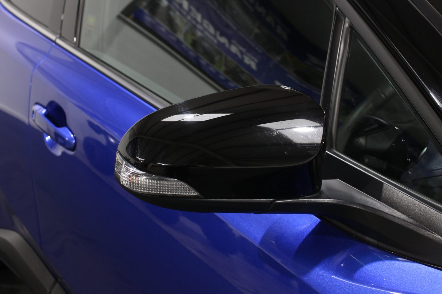 Toyota C-HR 1.8 Hybrid Dynamic 5dr CVT