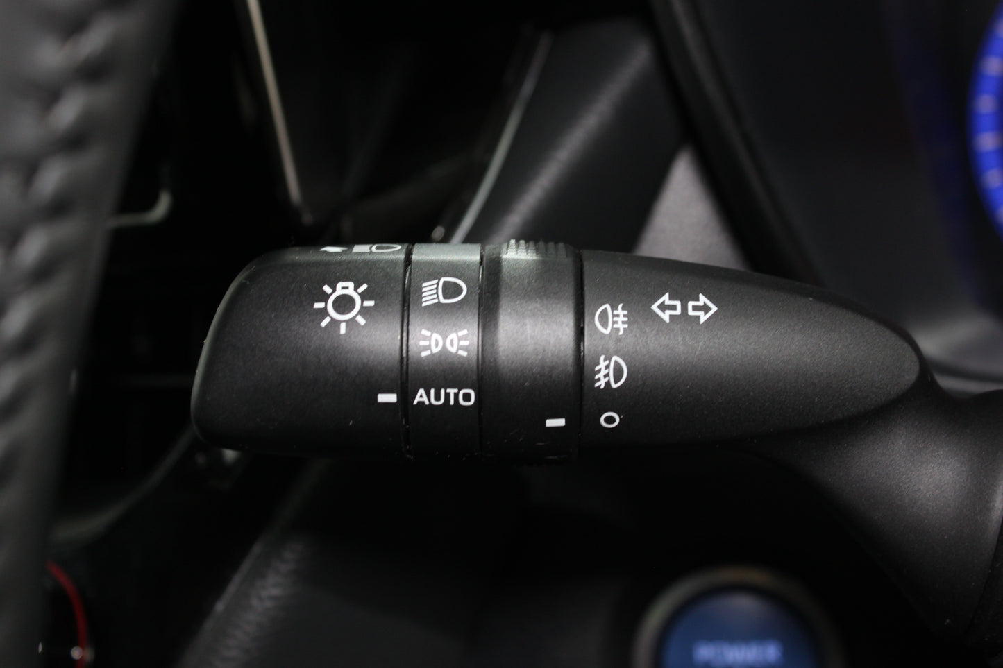 Toyota Corolla 1.8 VVT-i Hybrid Design 5dr CVT